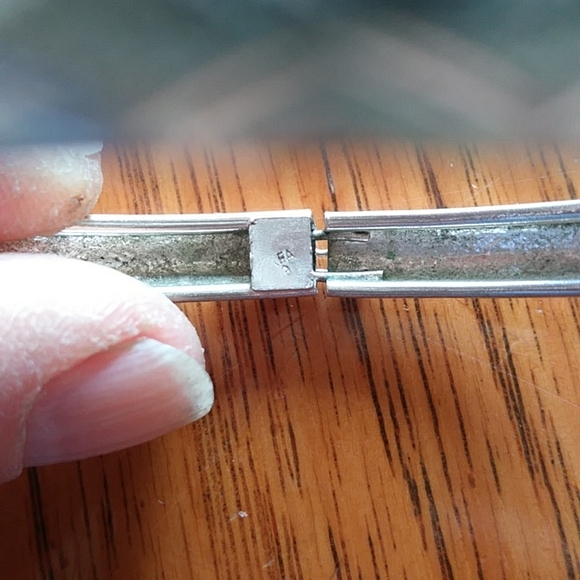 Sterling silver bangle bracelet - Picture 4 of 5